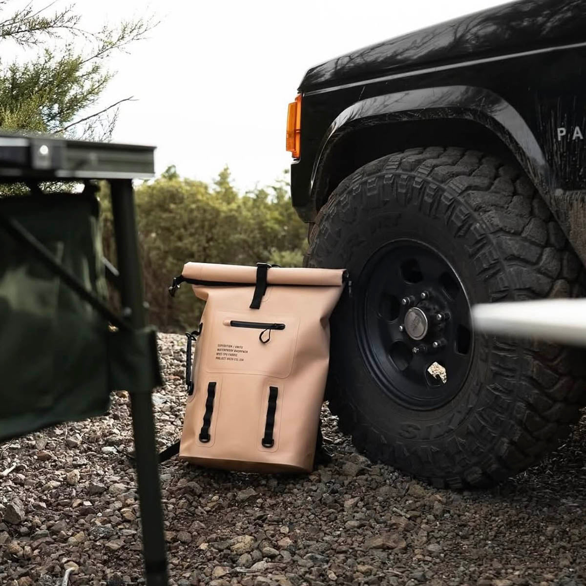 プロジェクト8020 防水バックパック