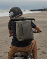 プロジェクト 46-012 防水バックパック